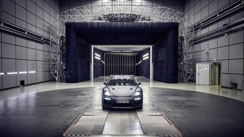 Porsche Flachbau RS: плоский нос, облегчённый кузов и техническая начинка от 911 GT2 RS