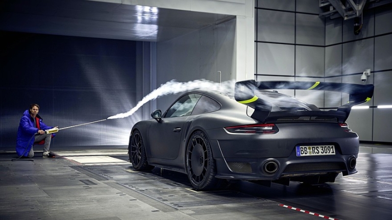 Porsche Flachbau RS: плоский нос, облегчённый кузов и техническая начинка от 911 GT2 RS